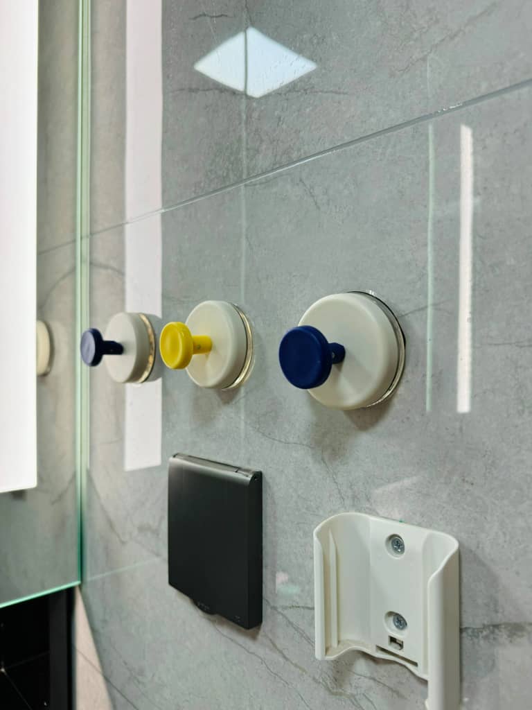 Rotating Wall Hook (Pack of 4)